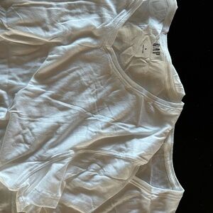 GAP Crisp White Tees